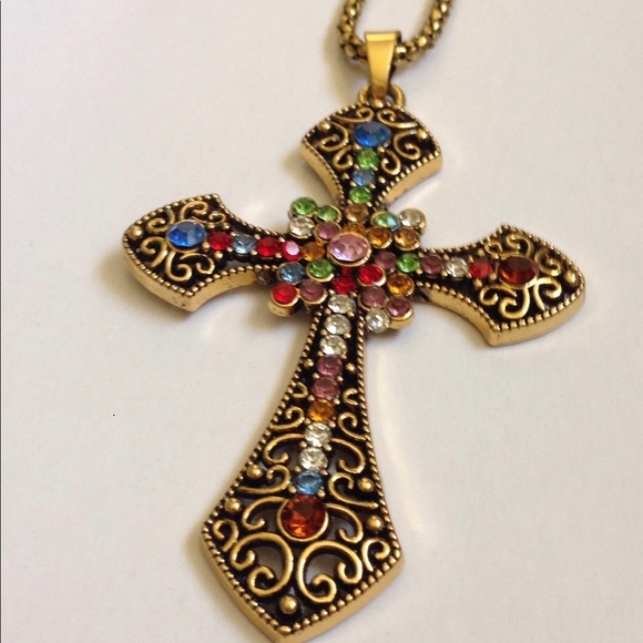 Jewelry - Beautiful cross necklace 28 inches long